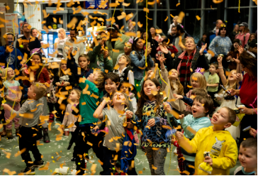 多伦多地区各市镇新年夜活动汇聚，在家附近体验超有气氛的跨年仪式感